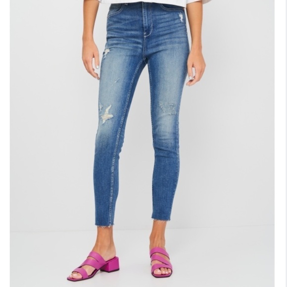 ZARA High Rise Distressed Raw Hem Skinny Jeans - Picture 1 of 9